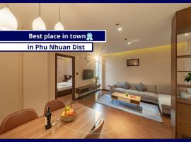 DHTS Business Hotel & Apartment, aparthotel in Ho Chi Minh-stad