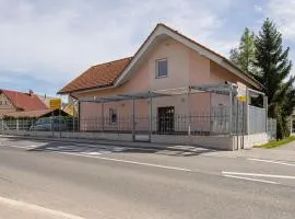 Apartments Lavrič