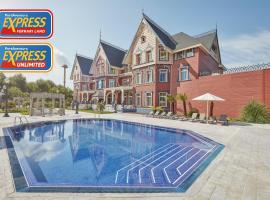 PortAventura Hotel Lucy's Mansion - Includes PortAventura Park & Ferrari Land Tickets, hótel í Salou