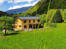 Haus Valtellina: Galgenul şehrinde bir otel