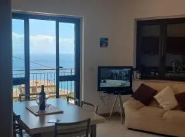 Balcony - SeaViews - Sleeps 8 - Authentic Italy