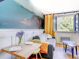 Madeleine 13 - Charmant studio pour 2, hotel v destinaci Frehel