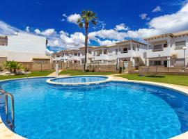 Cozy Apartment In Orihuela With Wifi, hotel in Orihuela