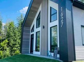 Le Jarret Noir! Chalet NEUF en nature SPA/Vue Lac