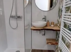 Chambres d'hôtes Un Eté Sans Fin à 50 m de la plage à Canet plage、カネ・アン・ルシヨンのB&B