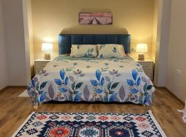 All Seasons Villa 2, Kompleksi Dielli, hotell sihtkohas Golem