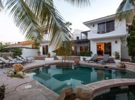 Chris Villa La Jolla San José del Cabo, вілла у місті Сан-Хосе-дель-Кабо