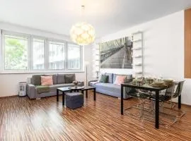 UrbanElegance Escape, top location, private parking
