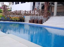 ๋ฌด๋๋ฅด์ ์์นํ ํธํ
Skylark Holidays Premium