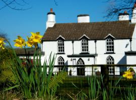 Tudor Lodge Bed & Breakfast, hotel v destinaci Manorbier
