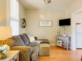 Walk to Courthouse Square Quiet Home with Porch
