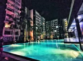 3R Guest House Manhattan Condominium