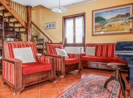 Appartamento Panoramico Edolo、エードロのホテル