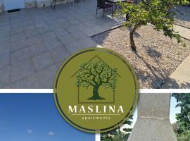 Apartments Maslina, hotel com estacionamento em Ston