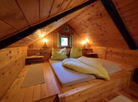 Almhuette Auszeit, hotel v destinaci Donnersbachwald