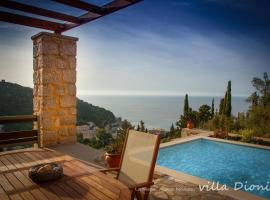 Villa Dioni – hotel w mieście Agios Nikitas