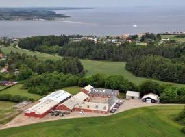 Kongshøjgaard, hotel pentru familii din Farsø