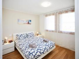 Lux Apartment Aviano Centro AC Parking, lyžařské středisko v destinaci Aviano