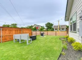 2 Mi to Dtwn Chic Waco Studio with Fire Pit!