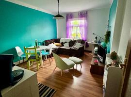 Ferienwohnung HAPPYHOME Bahnhofnah gemütlich familiär, מלון בארנשטאדט