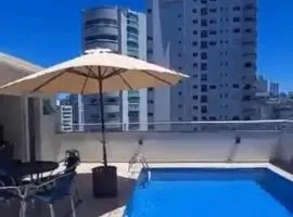 Duplex com laser privativo - piscina, sala de jogos, área de churrasqueira