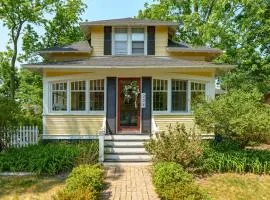 Large Home in Downtown Saugatuck & Pet Friendly