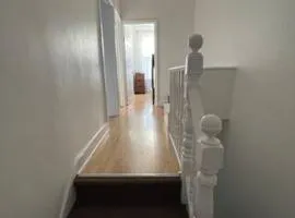 3 Room Apartment in London