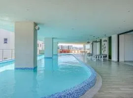 Escape Apartments, Balcony, Pool, Gym & Spa in La Julia