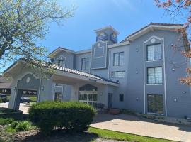 Days Inn & Suites by Wyndham Arlington Heights, hotel cerca de Aeropuerto de Chicago - PWK, Arlington Heights