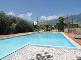 Agritur il Torchio, hotel v destinaci Arco