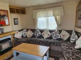 Family Caravan Sandhills 117