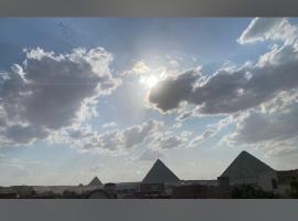 4 Pyramids inn, vandrehjem i Kairo