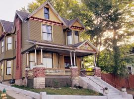 The Eleanor Davis House, котедж у місті Ганнібал