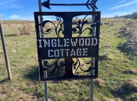 Inglewood Cottage, hotel in Adaminaby