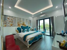 Hà Ðông에 위치한 주차 가능한 호텔 HD Villa hotel Dương Nội - by Bay Luxury