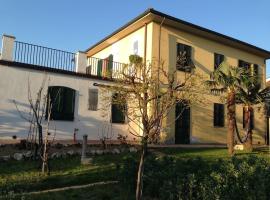 L'alloggio del Bon Vivant, hotel v destinaci Pontedera