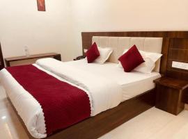 Hotel Excel Homestay, Ganga Ghat ,Har ki Pauri ,Haridwar, hotel en Haridwar