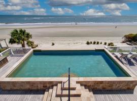 114 Ocean Boulevard by AvantStay Beachfront Infinity Pool Basketball Court Recently Renovated, holiday home in Sullivans Island