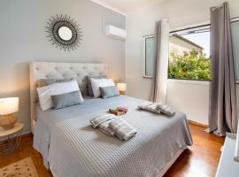 garden home, acomoda&ccedil;&atilde;o com cozinha em Gaios