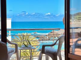 Apartamentos Pineda, hotel v destinaci Noja