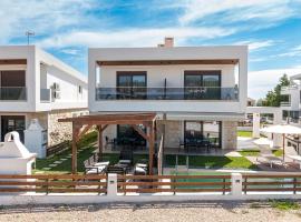 Dream Villas Holidays, hotel i Nikiti