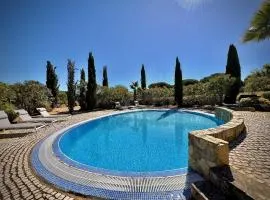 Quarteira Premium Villa With Pool by Homing