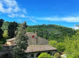 Casa nel bosco Il Grottone, villa en Montaione