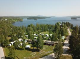 Trehörningsjö camping & stugor, кемпинг в городе Norrfors