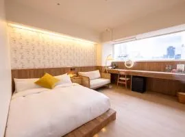 Cat Tail Pocket Inn