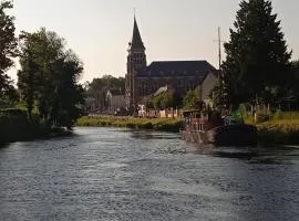 Aux 10 Ponts Maison spacieuse et conviviale au bord de la Somme la mer à 30 min 6 personnes