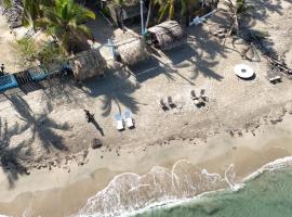 Palenque Beach House, hotel en San Onofre