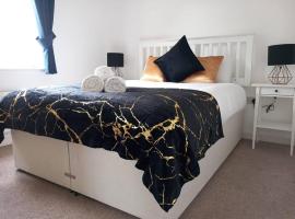 NEW 2 Bedroom Flat in Hatfield, hotell i Hatfield