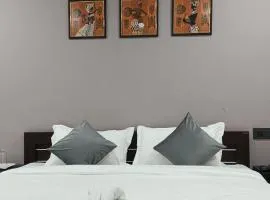 Hotel Black Grapes Inn