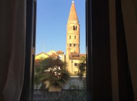 Elegante Appartamento Luxury in centro storico, ξενοδοχείο σε Καόρλε